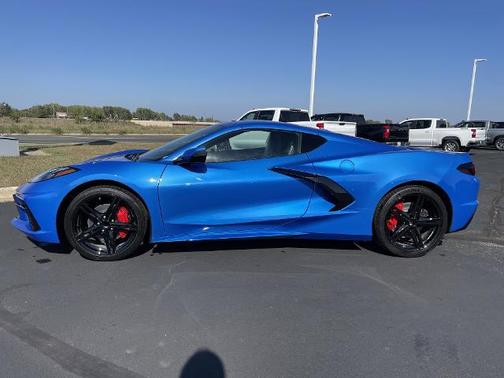 2026 Chevrolet Corvette Stingray w/1LT