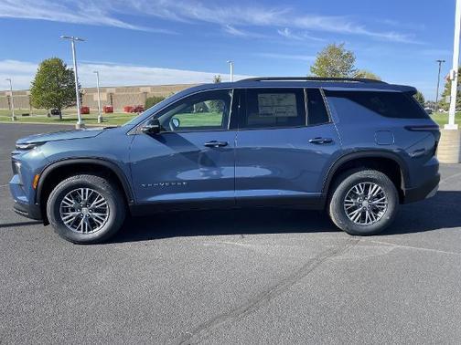 Lakeshore Blue Metallic 2026 Chevrolet Traverse LT