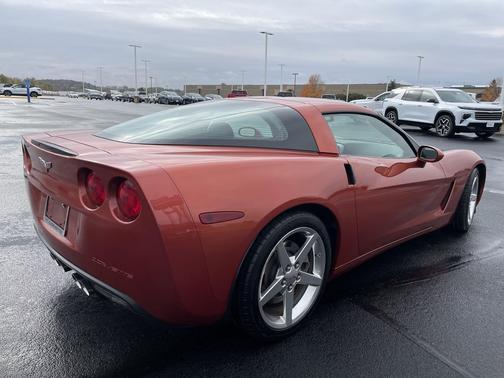 2005 Chevrolet Corvette Base