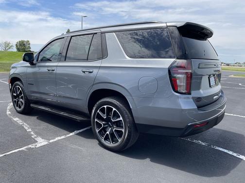 Satin Steel Metallic 2022 Chevrolet Tahoe 4WD RST