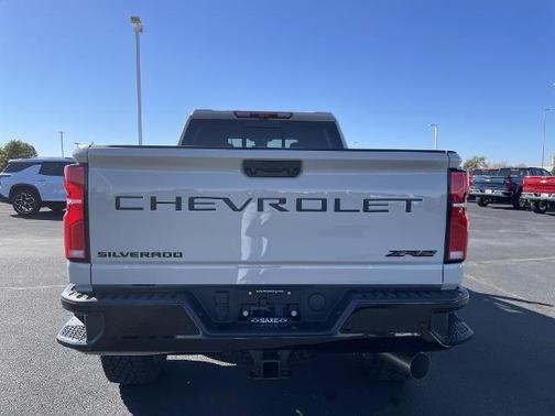 2026 Chevrolet Silverado 2500 ZR2