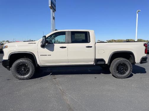 2026 Chevrolet Silverado 2500 ZR2