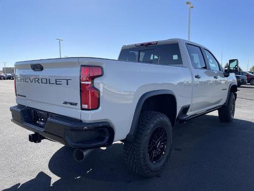 2026 Chevrolet Silverado 2500 ZR2
