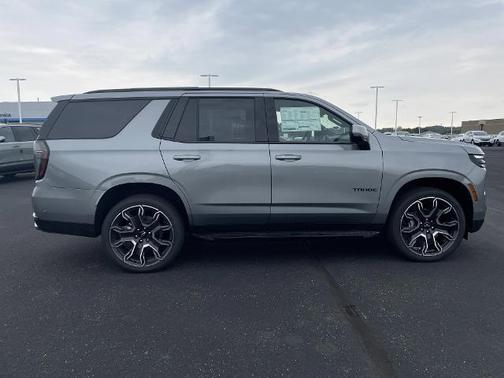 2025 Chevrolet Tahoe 4WD RST
