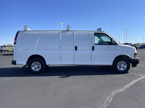 Summit White 2019 Chevrolet Express 2500 Work Van