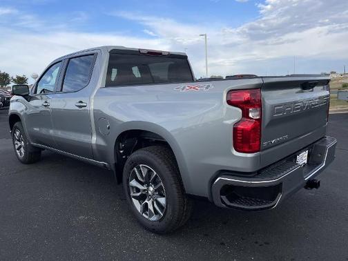 Sterling Gray Metallic 2026 Chevrolet Silverado 1500 LT