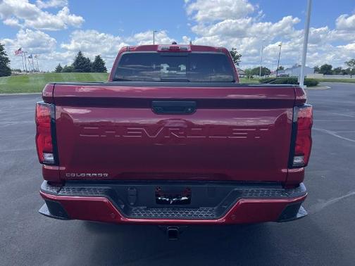 2025 Chevrolet Colorado WT