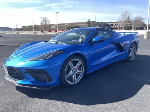 2026 Chevrolet Corvette Stingray w/2LT