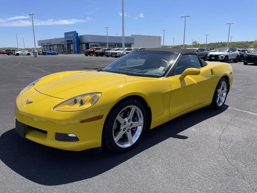 Velocity Yellow 2005 Chevrolet Corvette Base