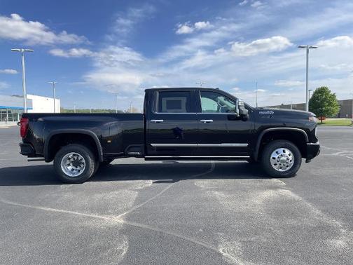 Black 2026 Chevrolet Silverado 3500 High Country