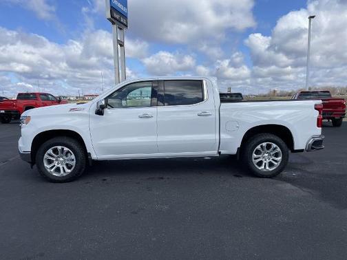 2025 Chevrolet Silverado 1500 LTZ