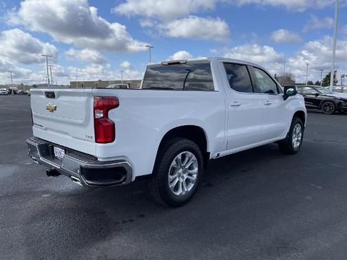 2025 Chevrolet Silverado 1500 LTZ