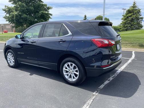 Midnight Blue Metallic 2020 Chevrolet Equinox 1LT