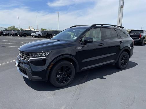 Ebony Black 2023 Kia Sorento S