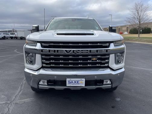 Iridescent Pearl Tricoat 2021 Chevrolet Silverado 3500 LTZ