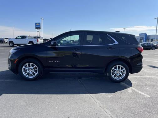 Mosaic Black Metallic 2022 Chevrolet Equinox 1LT
