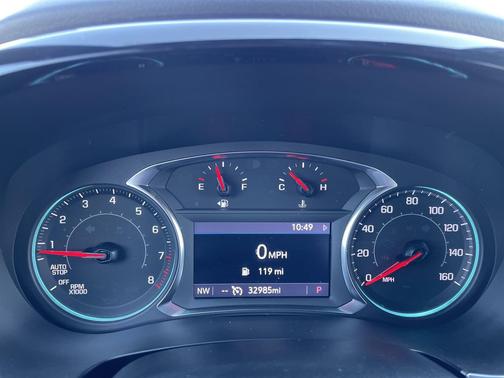 Radiant Red Tintcoat 2023 Chevrolet Traverse LT Cloth