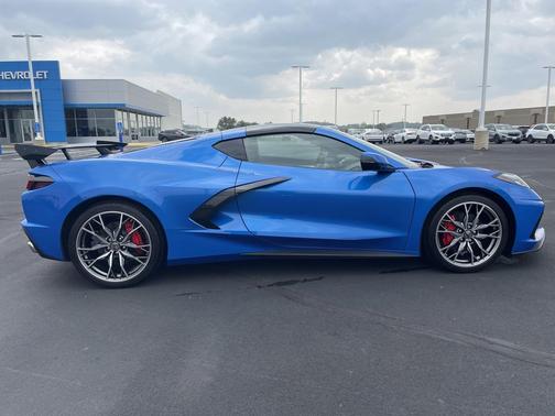 2025 Chevrolet Corvette Stingray w/2LT