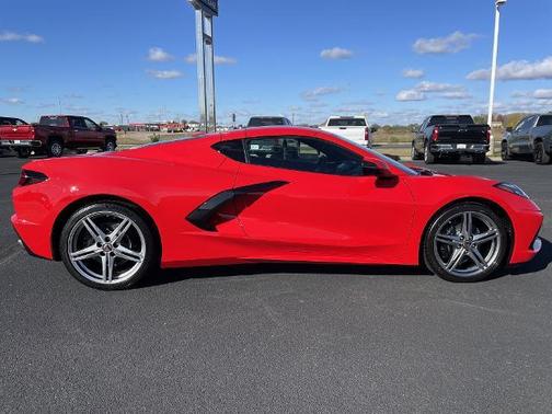 2026 Chevrolet Corvette Stingray w/1LT