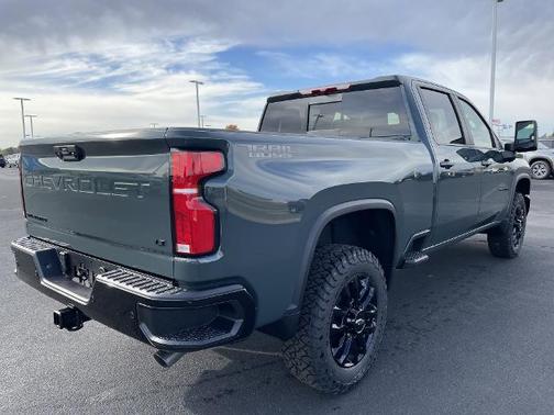 2026 Chevrolet Silverado 3500 LT