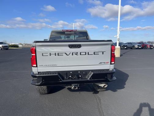 2025 Chevrolet Silverado 2500 4WD Crew Cab Standard Bed ZR2