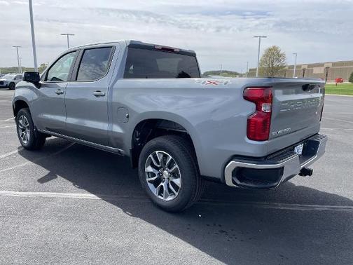 Sterling Gray Metallic 2026 Chevrolet Silverado 1500 LT