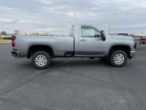 2025 Chevrolet Silverado 3500 LT