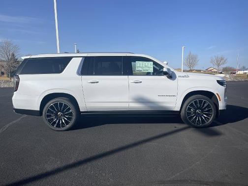 2026 Chevrolet Suburban High Country, 4WD