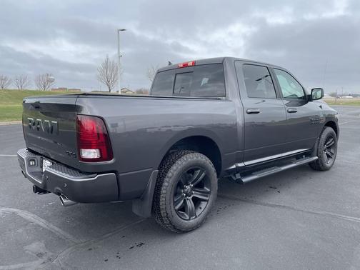 Granite Crystal Metallic 2018 RAM 1500 Sport