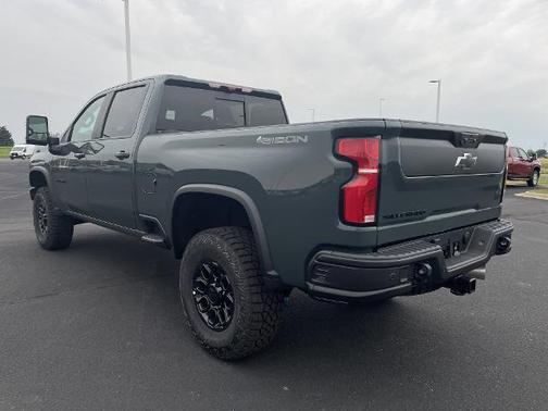 2026 Chevrolet Silverado 2500 ZR2