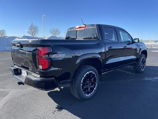 Black 2026 Chevrolet Colorado Z71