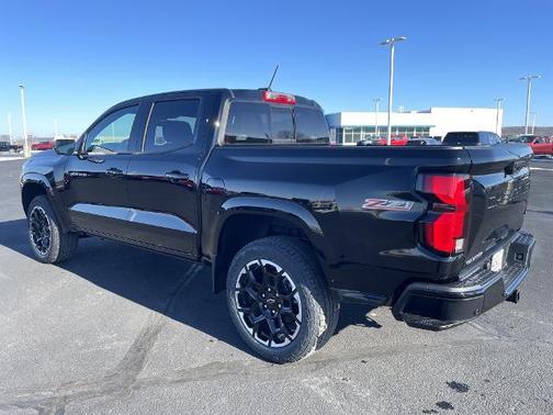 Black 2026 Chevrolet Colorado Z71