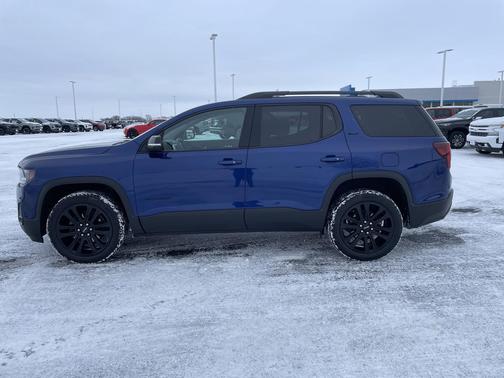 2023 GMC Acadia AWD SLT