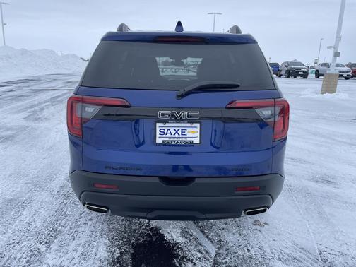 2023 GMC Acadia AWD SLT