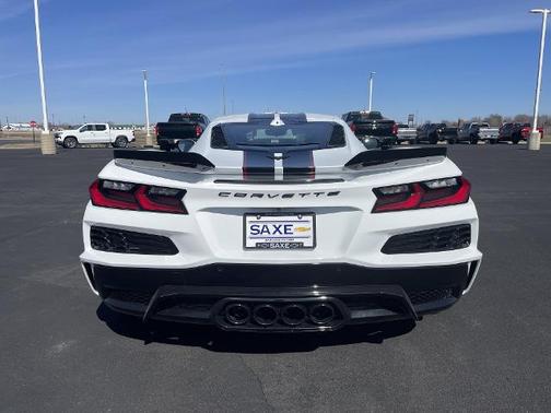 Arctic White 2026 Chevrolet Corvette Z06