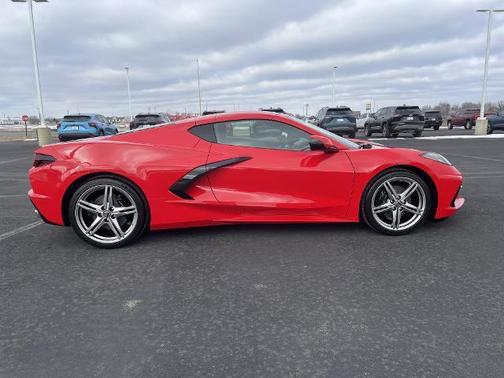 2026 Chevrolet Corvette Stingray w/1LT
