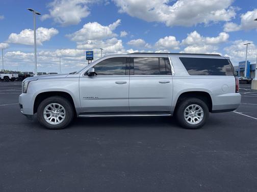 Quicksilver Metallic 2020 GMC Yukon XL SLT