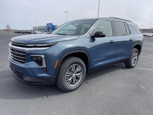 Lakeshore Blue Metallic 2026 Chevrolet Traverse LT