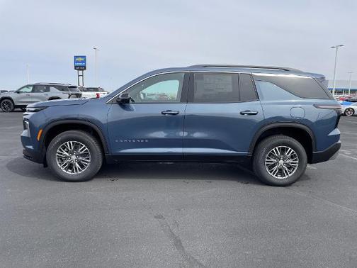 Lakeshore Blue Metallic 2026 Chevrolet Traverse LT