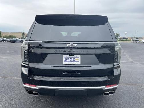 2025 Chevrolet Suburban 4WD High Country
