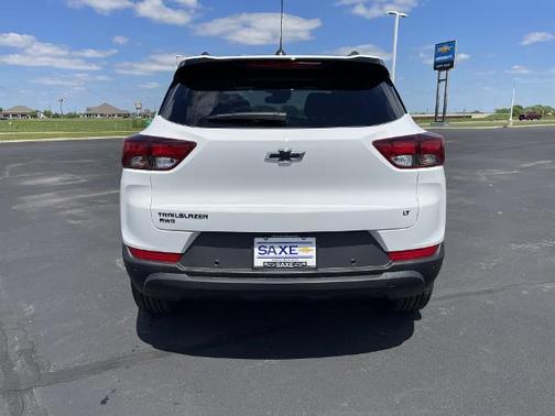 Summit White 2026 Chevrolet Trailblazer LT