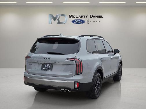 Wolf Gray 2023 Kia Telluride SX-Prestige X-Pro