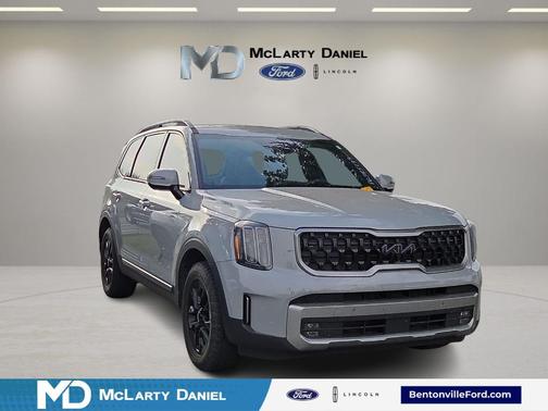 Wolf Gray 2023 Kia Telluride SX-Prestige X-Pro