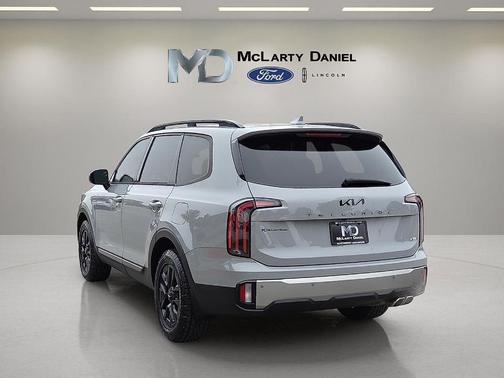 Wolf Gray 2023 Kia Telluride SX-Prestige X-Pro