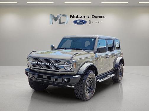Gray 2026 Ford Bronco Badlands