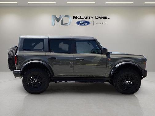 Gray 2026 Ford Bronco Badlands