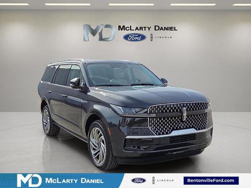 Starlight 2026 Lincoln Navigator Reserve