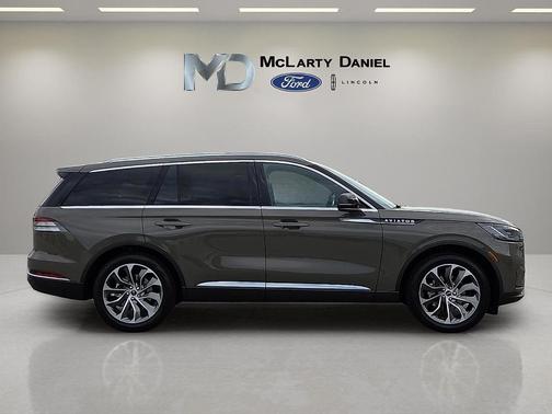 2025 Lincoln Aviator Reserve RWD
