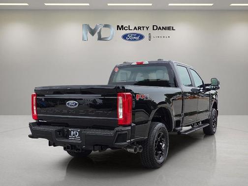 Agate Black Metallic 2026 Ford F-250 XL