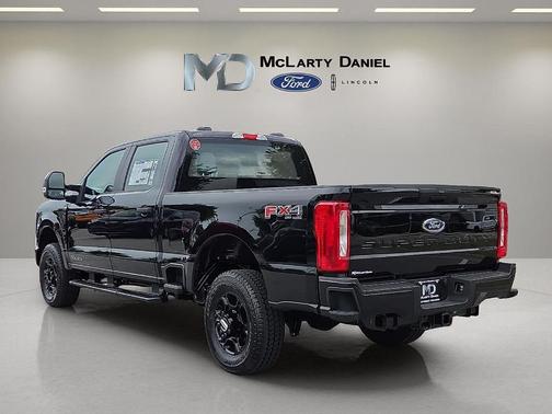 Agate Black Metallic 2026 Ford F-250 XL